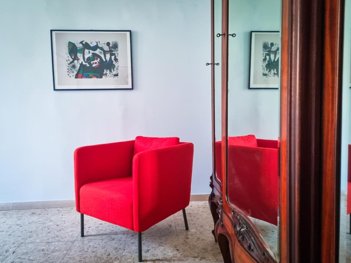 Via Arte Della Lana 16 *